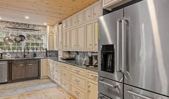 15 Pepperell Rd, Brookline, NH 03033