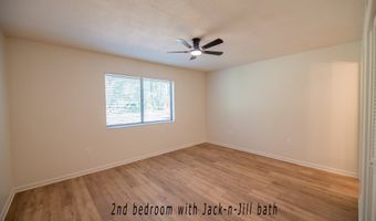 2302 Twin Lakes Dr, Bainbridge, GA 39819