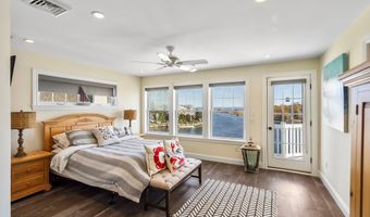 7 Travelers Way, Bayville, NJ 08721