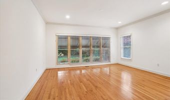 5704 MAIDEN Ln, Bethesda, MD 20817