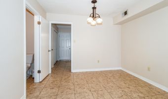 827 E Boyd Dr #C, Baton Rouge, LA 70808