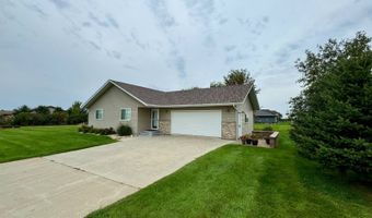 1102 11th Ave, Britton, SD 57430