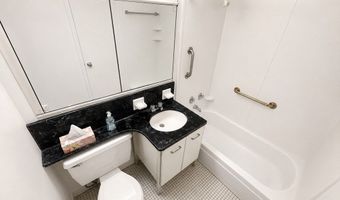 9 Hawthorne Place 12F, Boston, MA 02114