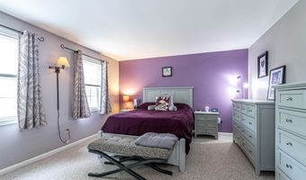 33 Merrimack Rd C, Amherst, NH 03031