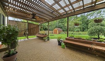 1993 Charmingfare St, Columbus, OH 43228