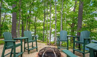 271 Red Gate Ln, Acton, ME 04001
