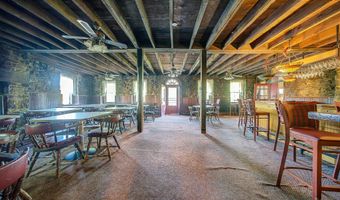 2165 STATE St, Alburtis, PA 18011
