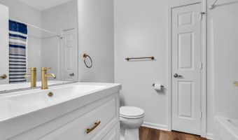 3 Cardinal Pl, Barnegat, NJ 08005