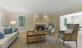 68 Perry Rd, Bedford, NH 03110