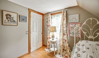 2066 Hinman Settler Rd, Brownington, VT 05860