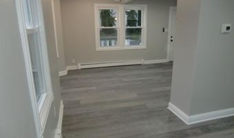 210 Merritt Ave, Bergenfield, NJ 07621