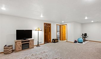 613 Temple St, Alexandria, MN 56308