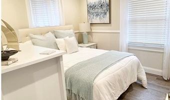 227 Thames St 1, Bristol, RI 02809