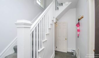 610 S Ashley St #2, Ann Arbor, MI 48103