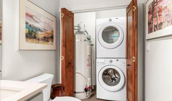 175 Lithia Way 303, Ashland, OR 97520
