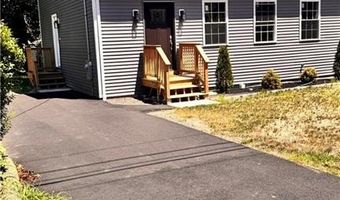 87 Dunedin St, Cranston, RI 02920
