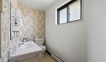 101 N Park Ave, Broadus, MT 59317