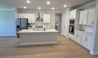 22635 Donahue Dr, Athens, AL 35613