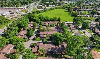 19 Parkplace N, Allen Park, MI 48101
