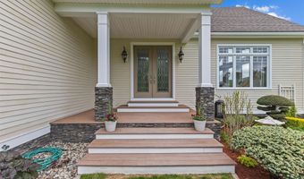 11 Millstone Blvd, Barre, VT 05641