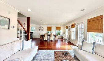 44 Tuckerman Ave, Middletown, RI 02842