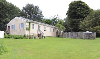 19 Vincent St, Middletown, RI 02842