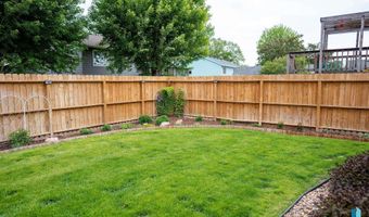 204 W Mountain Ash St, Brandon, SD 57005