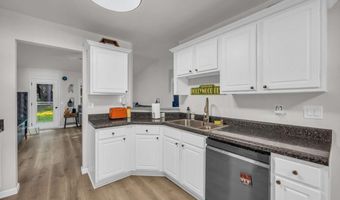 624 Red Fox, Auburn, GA 30011