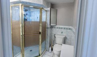 5 Colony Dr, Johnston, RI 02919