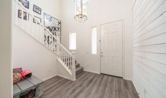 411 Calabrese St, Fallbrook, CA 92028