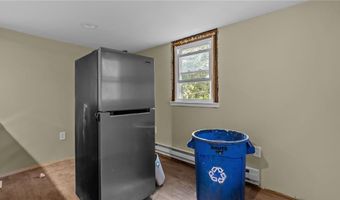 51 Knotty Oak Shr, Coventry, RI 02816
