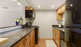 40 Web Ave 11, North Kingstown, RI 02852