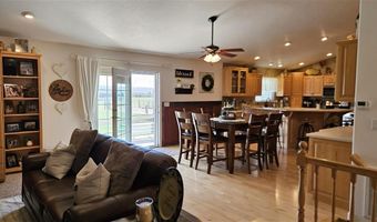 86 Rolling Hills Dr, Cody, WY 82414