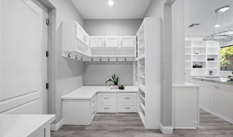 29 Soaring Bird Ct, Las Vegas, NV 89135