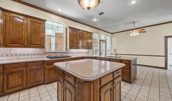 501 Mariah Bay Dr, Heath, TX 75032