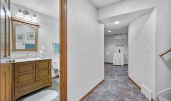4720 W CHICORY Ln, Appleton, WI 54914