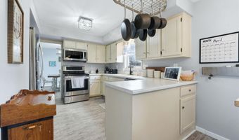 1404 Davidson Ct, Auburn, IN 46706