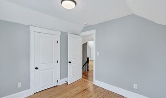 148 Center St, Ashburnham, MA 01430