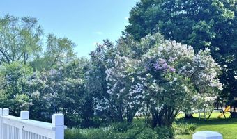 66 Howard St, Bangor, ME 04401
