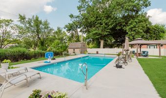 252 Bangor Dr, Indianapolis, IN 46227