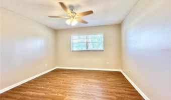 132 S BULOVA Dr, Apopka, FL 32703