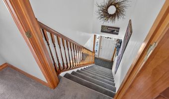 202 Bear Cove Rd, Baileyville, ME 04694