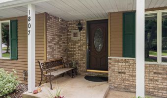 1807 9th St SW, Austin, MN 55912
