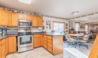 139 Iowa St, Arnolds Park, IA 51331