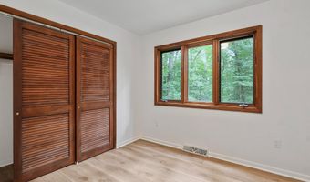 2311 ROCKWOOD Rd, Accokeek, MD 20607