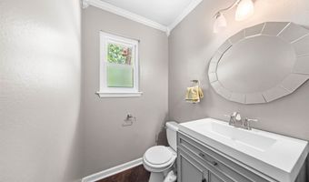 1718 Eagle Point Way, Benton, AR 72015
