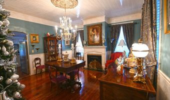 206 Pinckney St, Abbeville, SC 29620