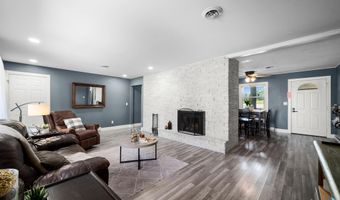 1409 Splitrock Blvd, Brandon, SD 57005