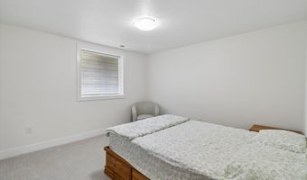 4507 Everest Ave, Ames, IA 50014