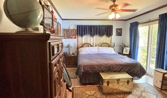 727 Donna Ave, Ashburn, GA 31714